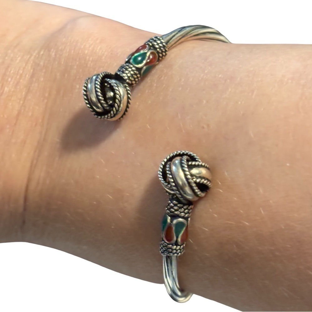 Sterling silver vintage knot bracelet with enamel
